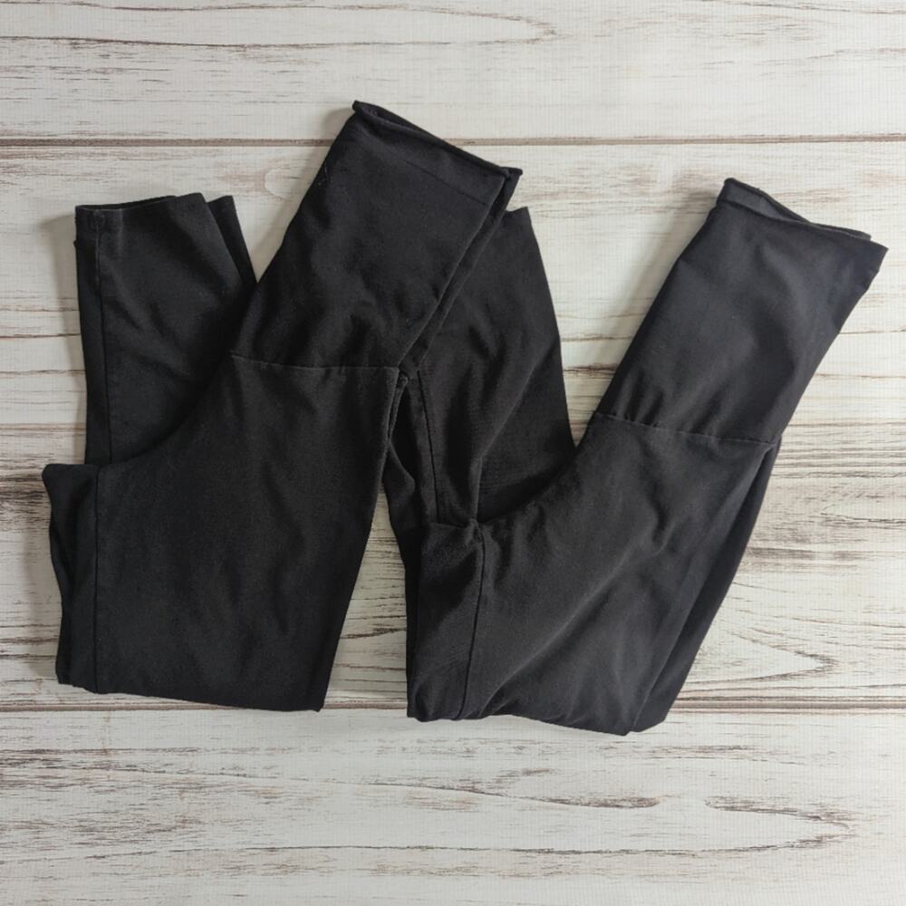 Motherhood Maternity Maternity Cropped Leggings Bundle sz Medium
